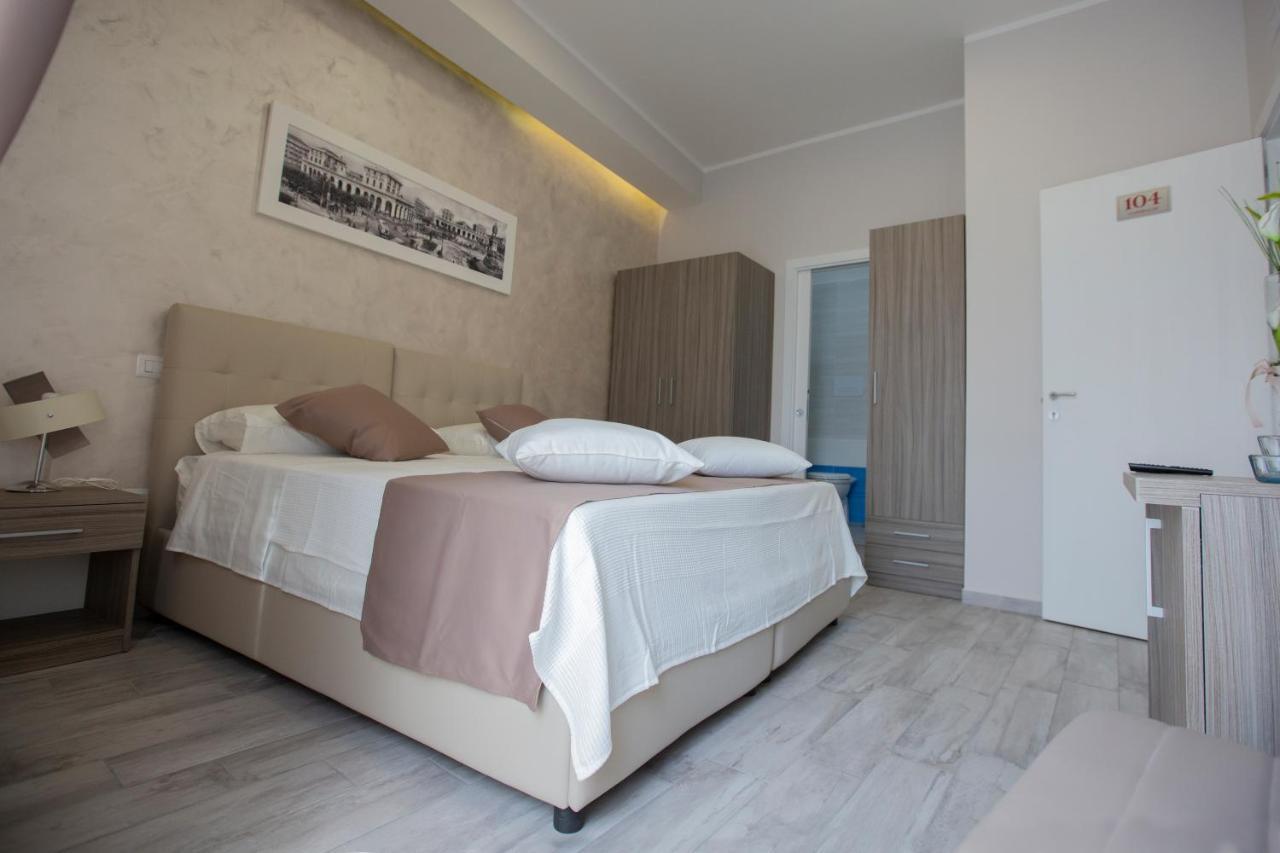 B&B Napoli Centrale N 74 Bagian luar foto