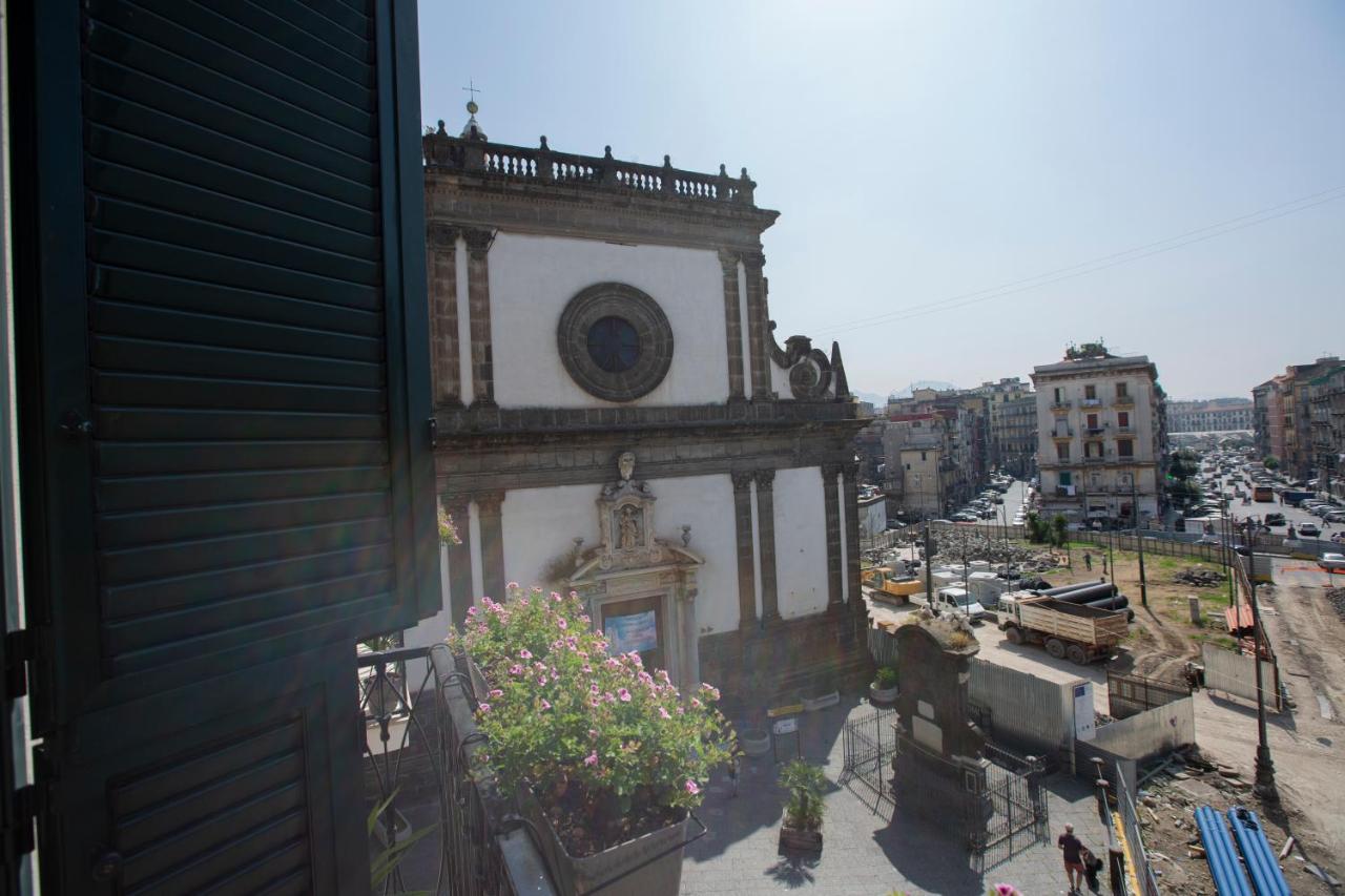 B&B Napoli Centrale N 74 Bagian luar foto