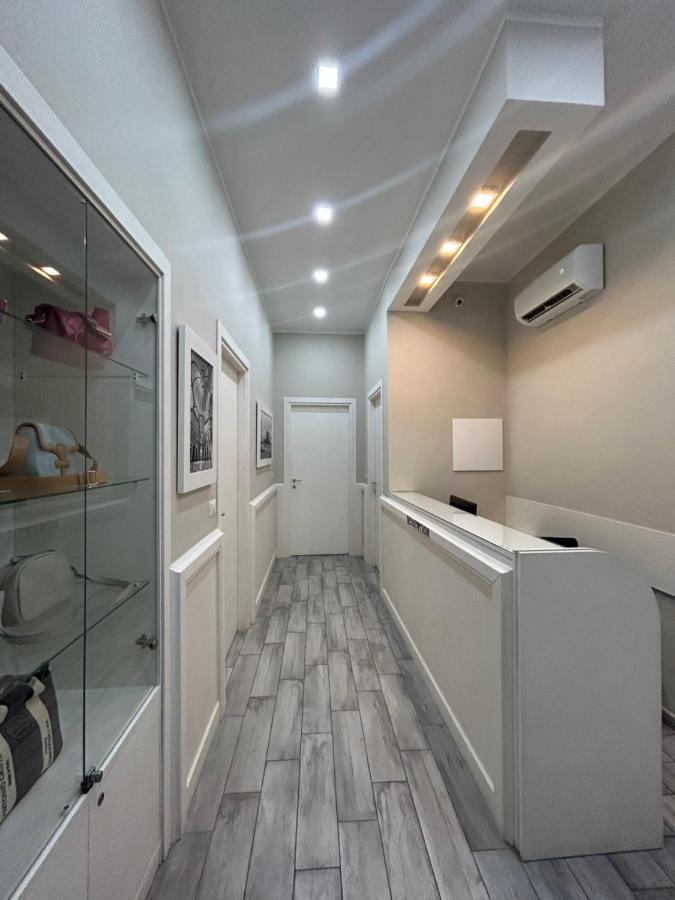 B&B Napoli Centrale N 74 Bagian luar foto