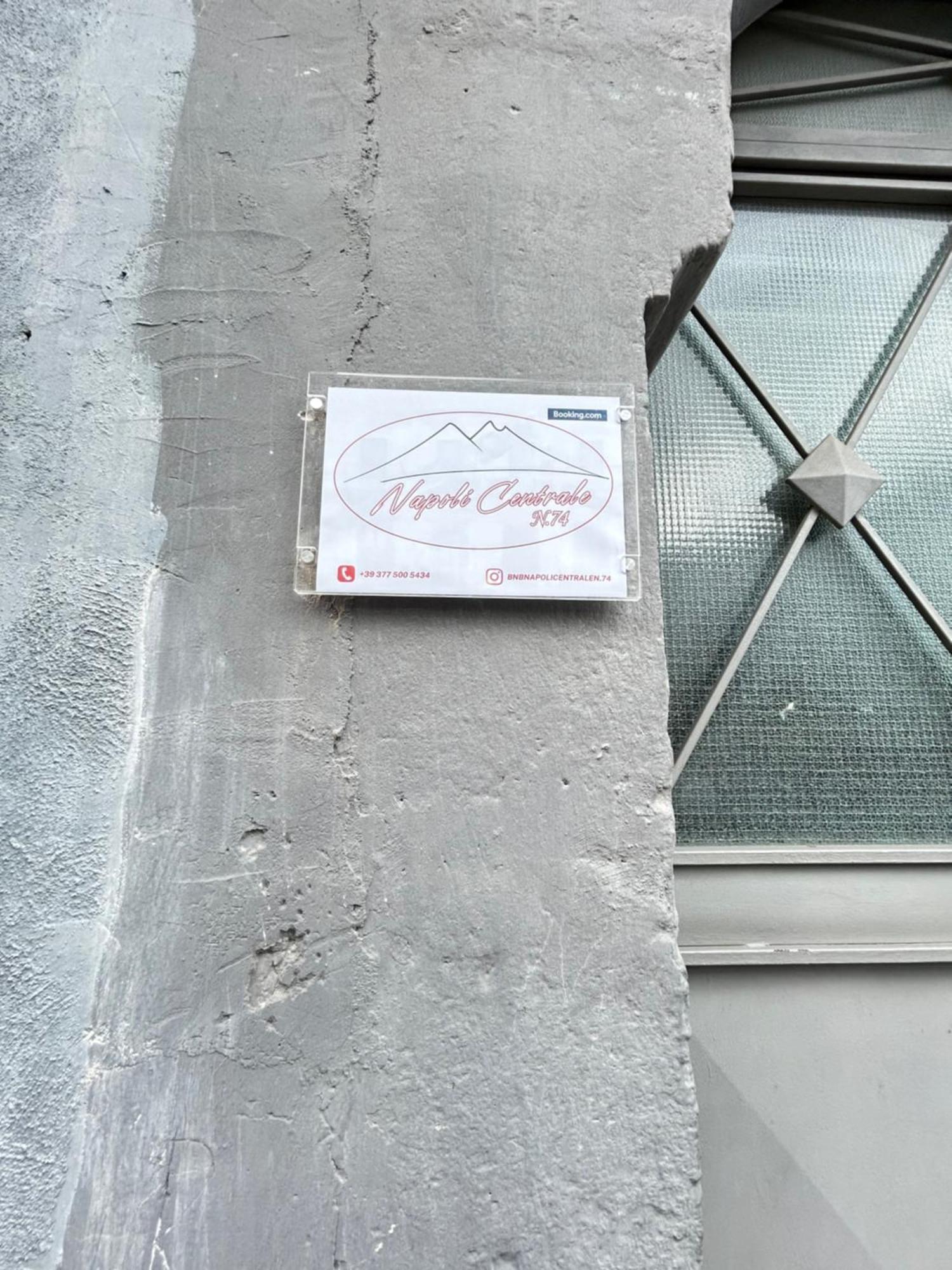 B&B Napoli Centrale N 74 Bagian luar foto