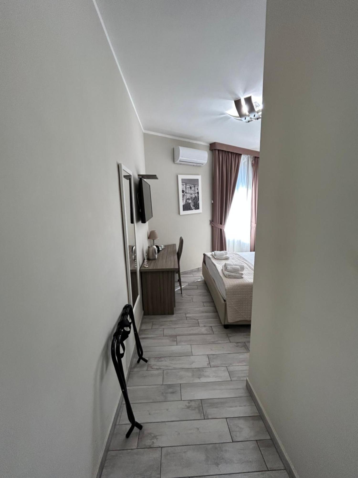 B&B Napoli Centrale N 74 Bagian luar foto