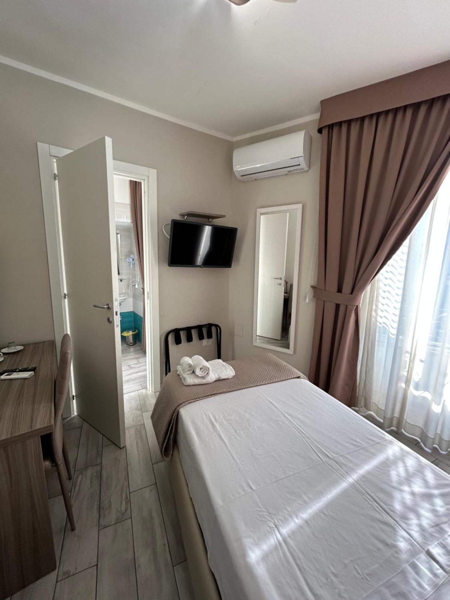 B&B Napoli Centrale N 74 Bagian luar foto