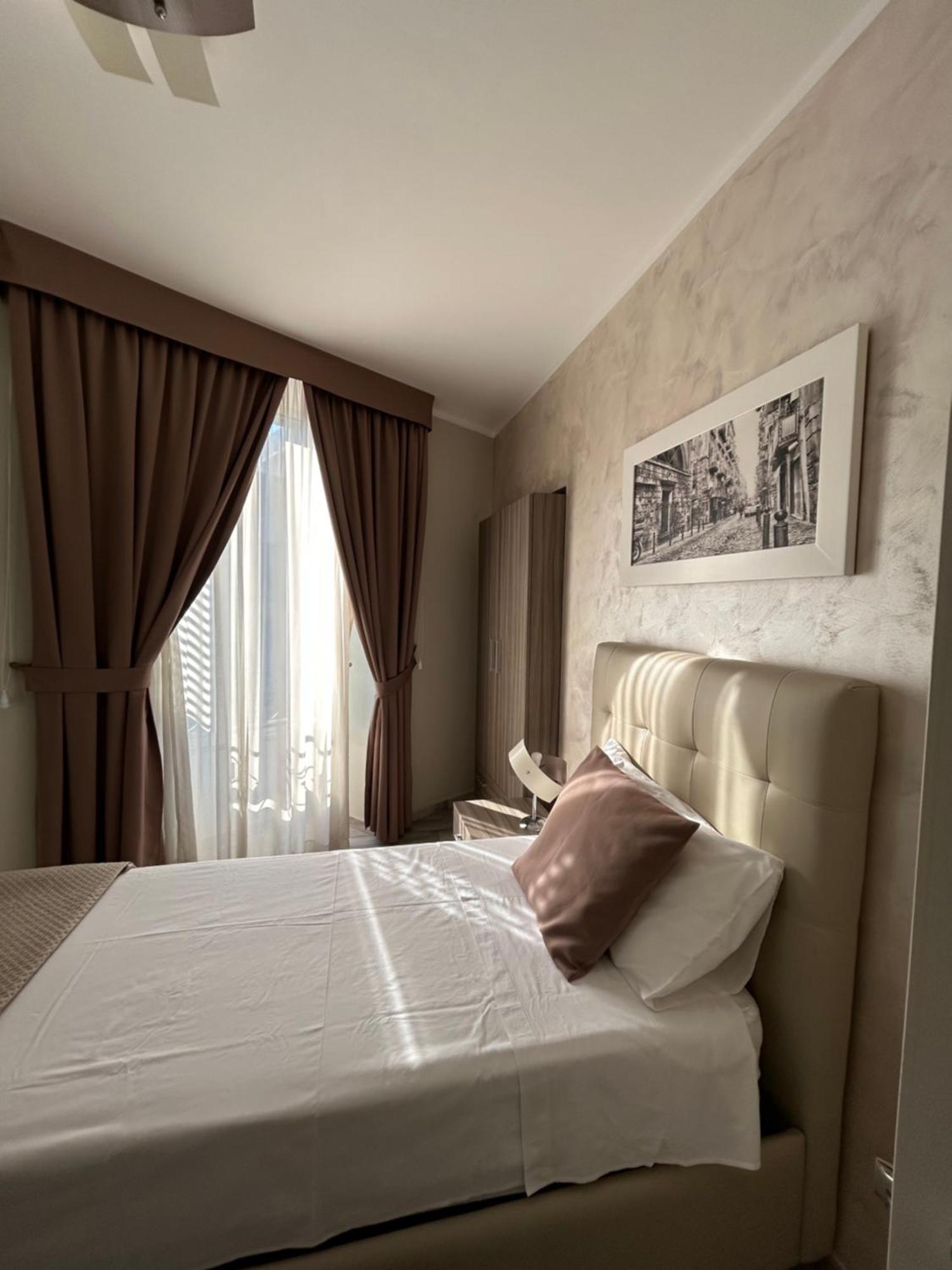 B&B Napoli Centrale N 74 Bagian luar foto