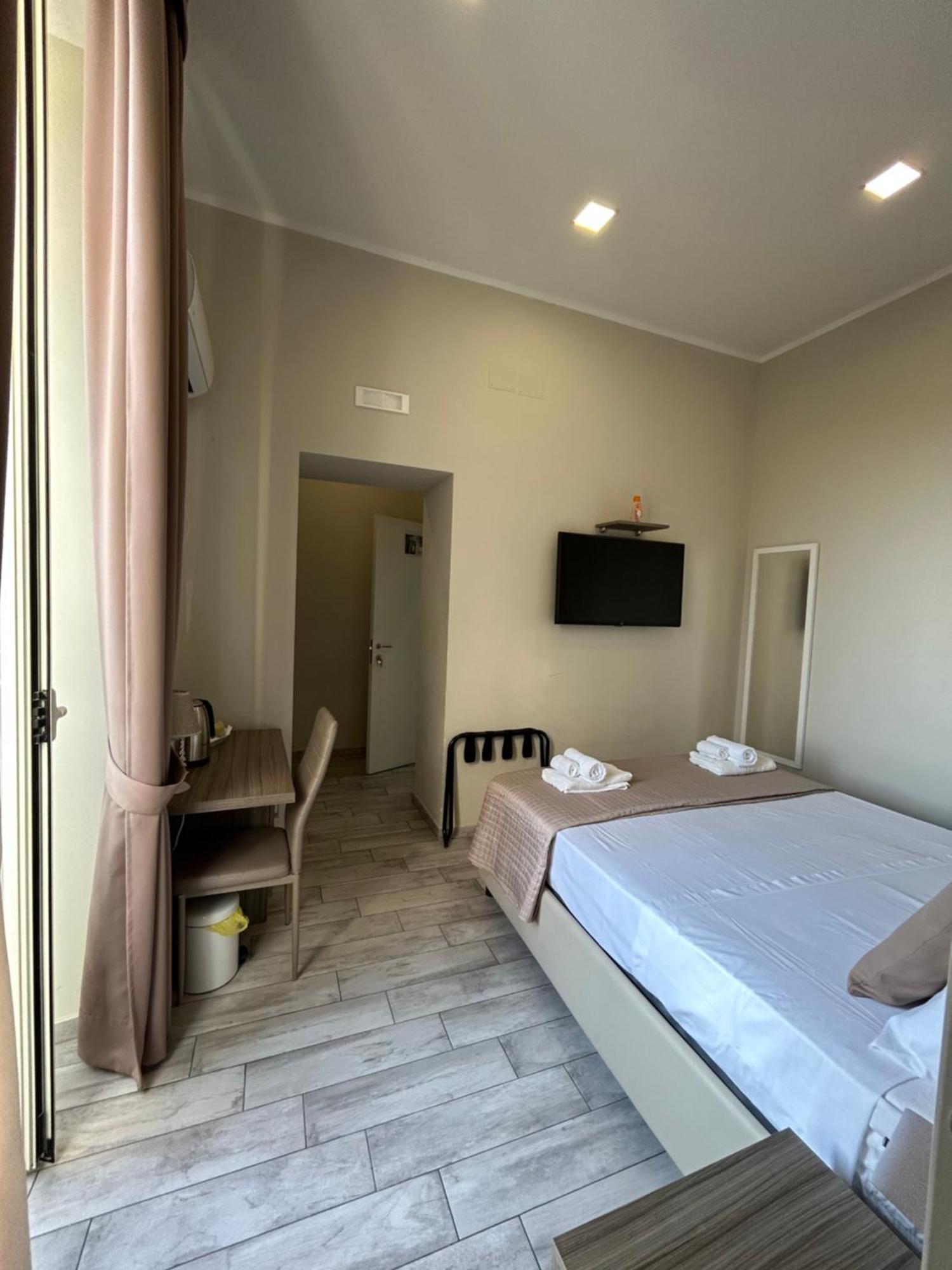 B&B Napoli Centrale N 74 Bagian luar foto