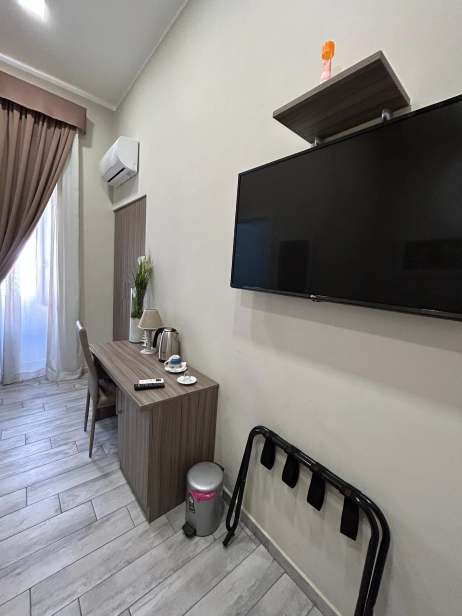 B&B Napoli Centrale N 74 Bagian luar foto